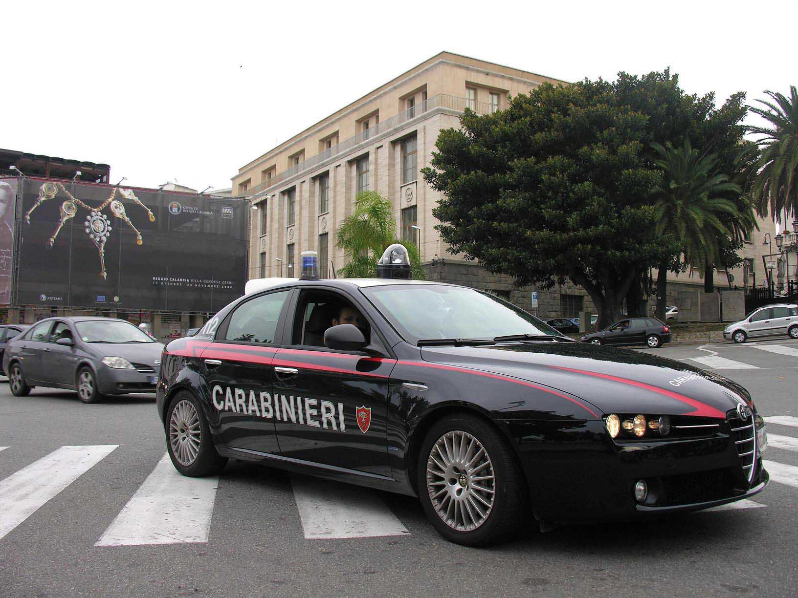 carabinieri auto 1