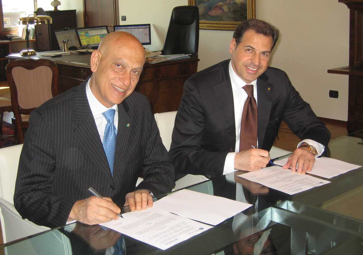 Da sinistra Massimo D'Aiuto Amministratore Delegato di SIMEST e Samuele Sorato Direttore Generale di Banca Popolare di Vicenza