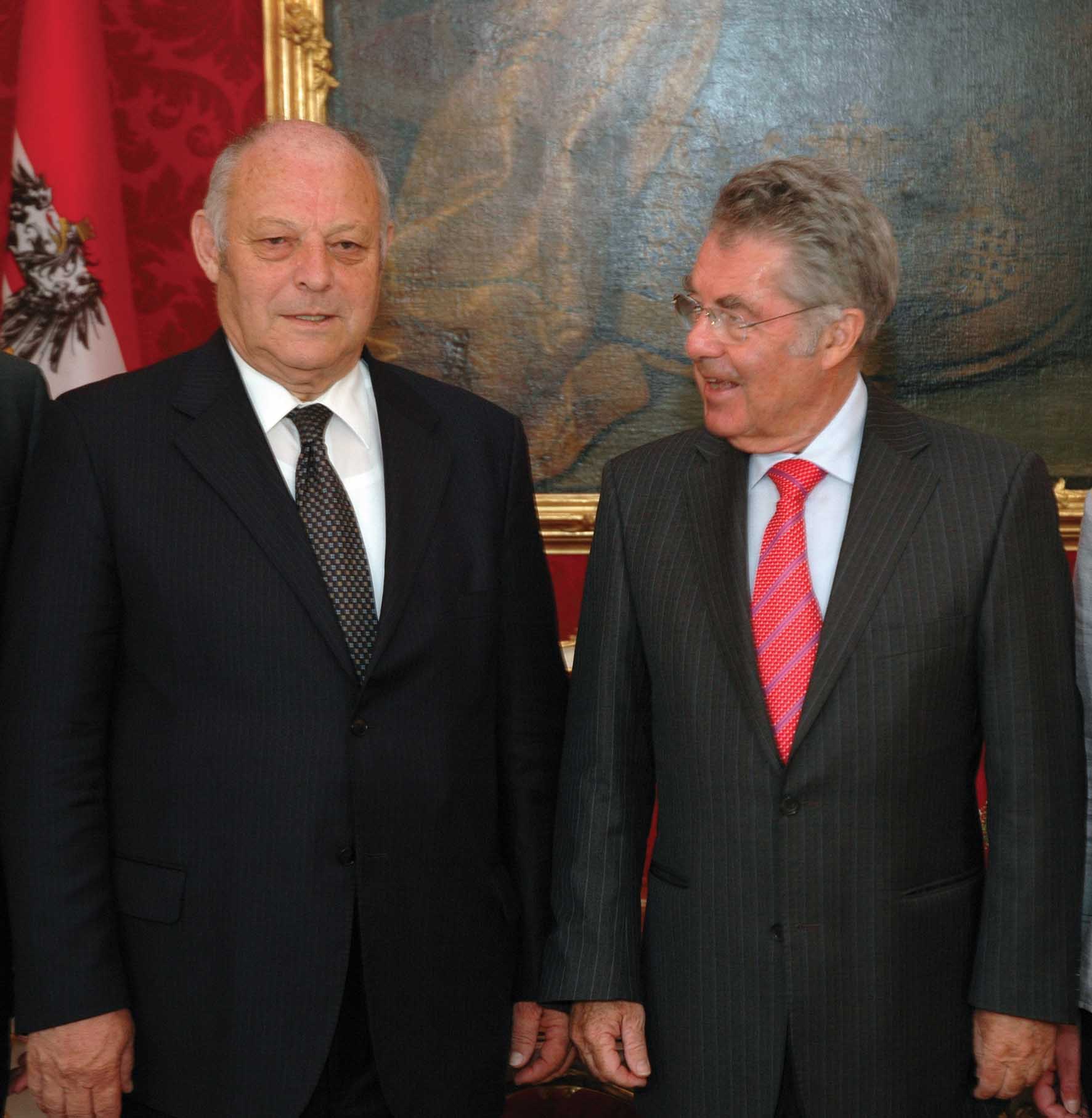 PAB Luis Durnwalder accolto a Hofburg dal presidente austriaco Heinz Fischer 1