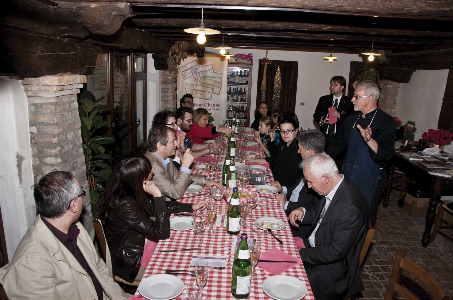 Anteprima Muller Padova tavolata cena 1