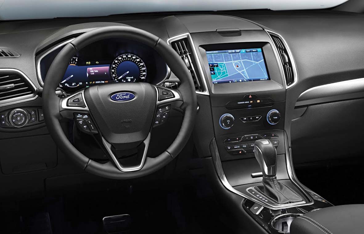 Ford new S-MAX interni 1